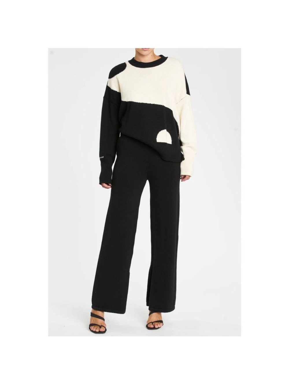 Pistola Colorblock Sweater Oversized Size Small Black Cream Yin Yang Darya Crew - Picture 3 of 12